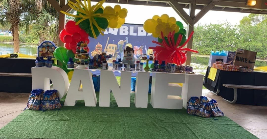 White Table Letters